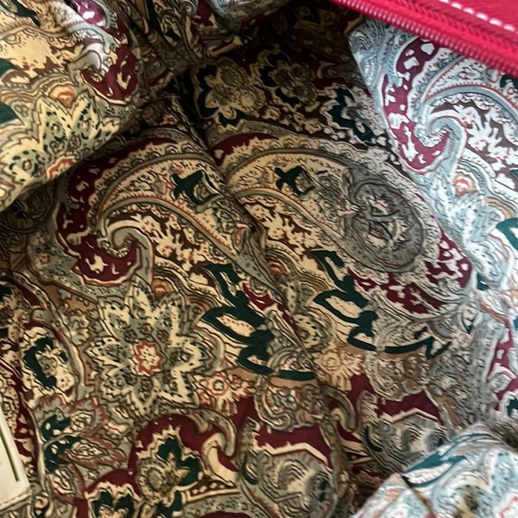 Vintage Orvis Canvas Weekender Bag. Red w/ shoulder strap. Genuine leather trim - Picture 8 of 10